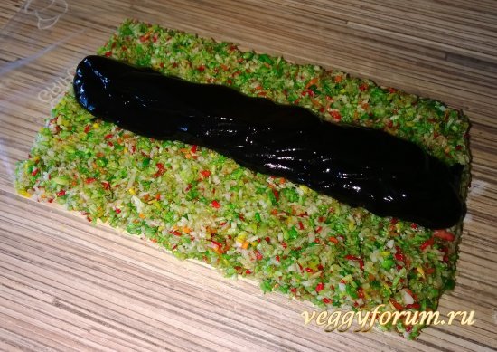 Рулет из кокосовой стружки и кэроба