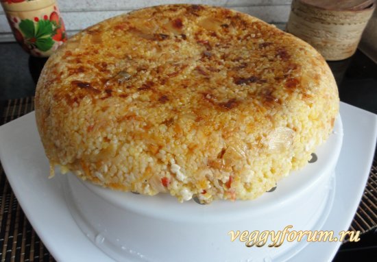Запеканка из кукурузной крупы с овощами в мультиварке
