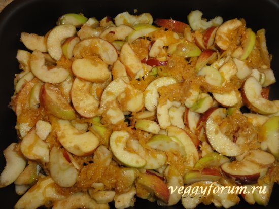 Яблочный крамбл