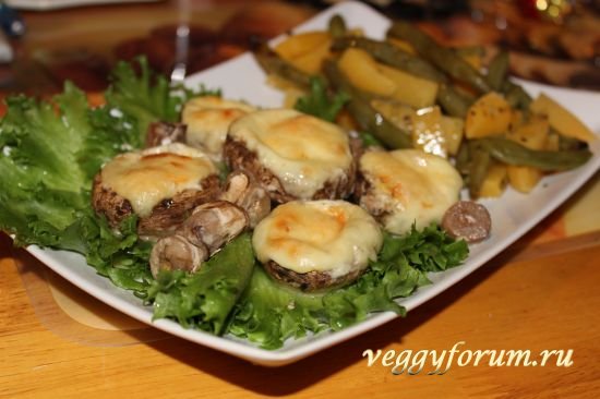 Грибные чашечки (шампиньоны с начинкой)