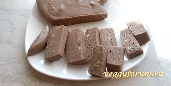 Индийская сладость Бурфи с кэробом