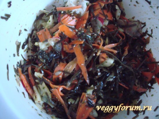 Салат из морской капусты