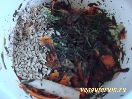 Салат из морской капусты