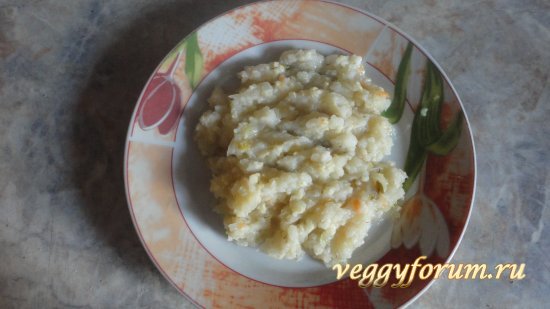 Холодная пшенная каша с кислой капустой