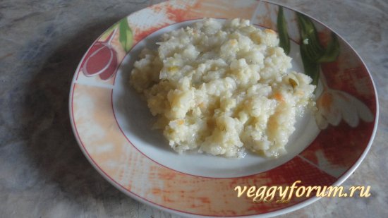 Холодная пшенная каша с кислой капустой