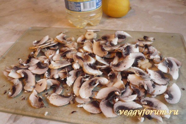Салат с грибами и цветной капустой