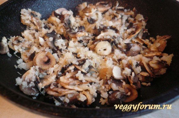 Салат с грибами и цветной капустой
