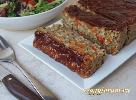 Чечевичный хлеб с овощами