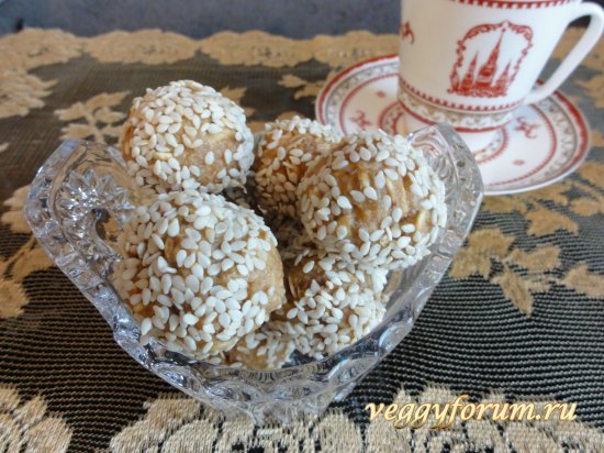Шарики с бананом, творогом и овсянкой