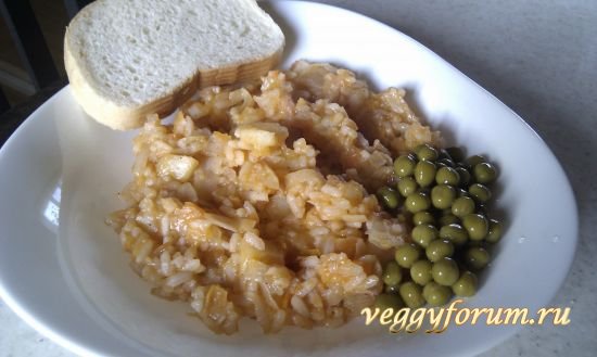 Тушеная капуста с картошкой и рисом