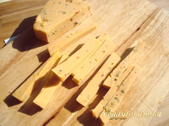 Рулетики из савойской капусты с сыром