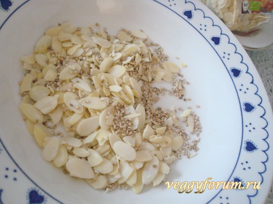 Рулетики из савойской капусты с сыром